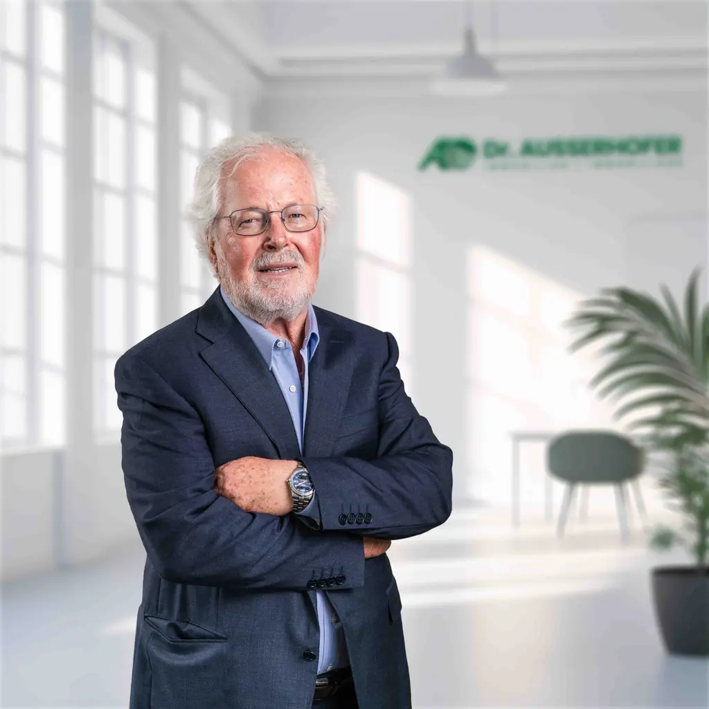 Dr. Karlheinz Ausserhofer