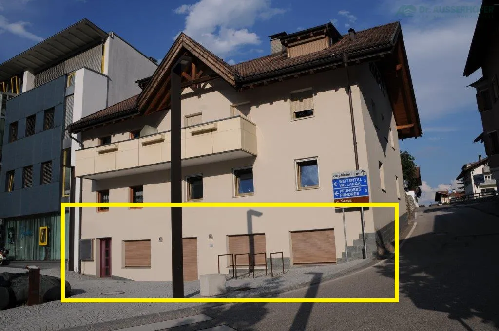 Gelegenheit: vielseitig nutzbares, großzügiges Lokal im Dorfzentrum von Niedervintl