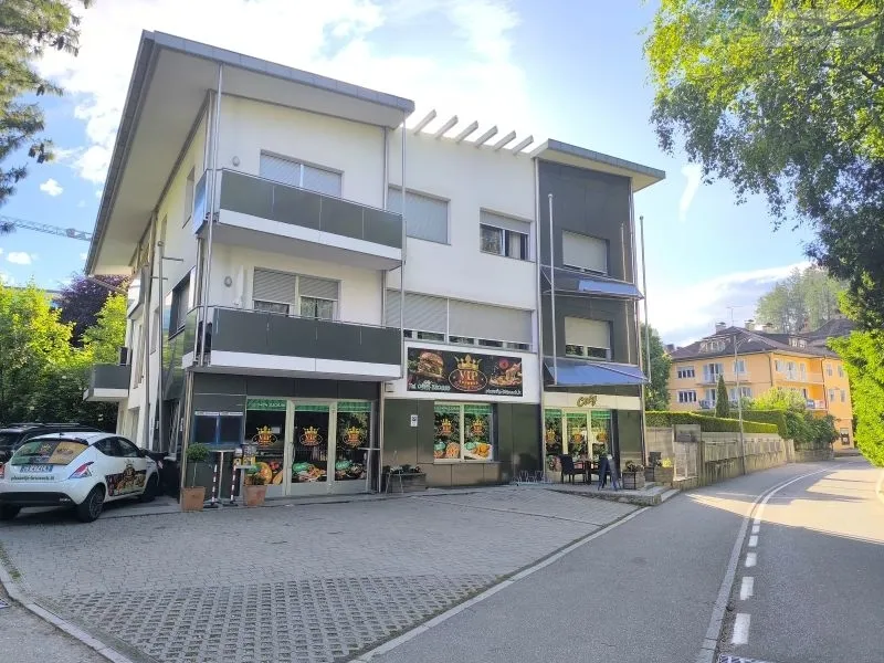 Renditeobjekt in zentraler Lage in Bruneck, aktuell als Cafe/Restaurant verpachtet
