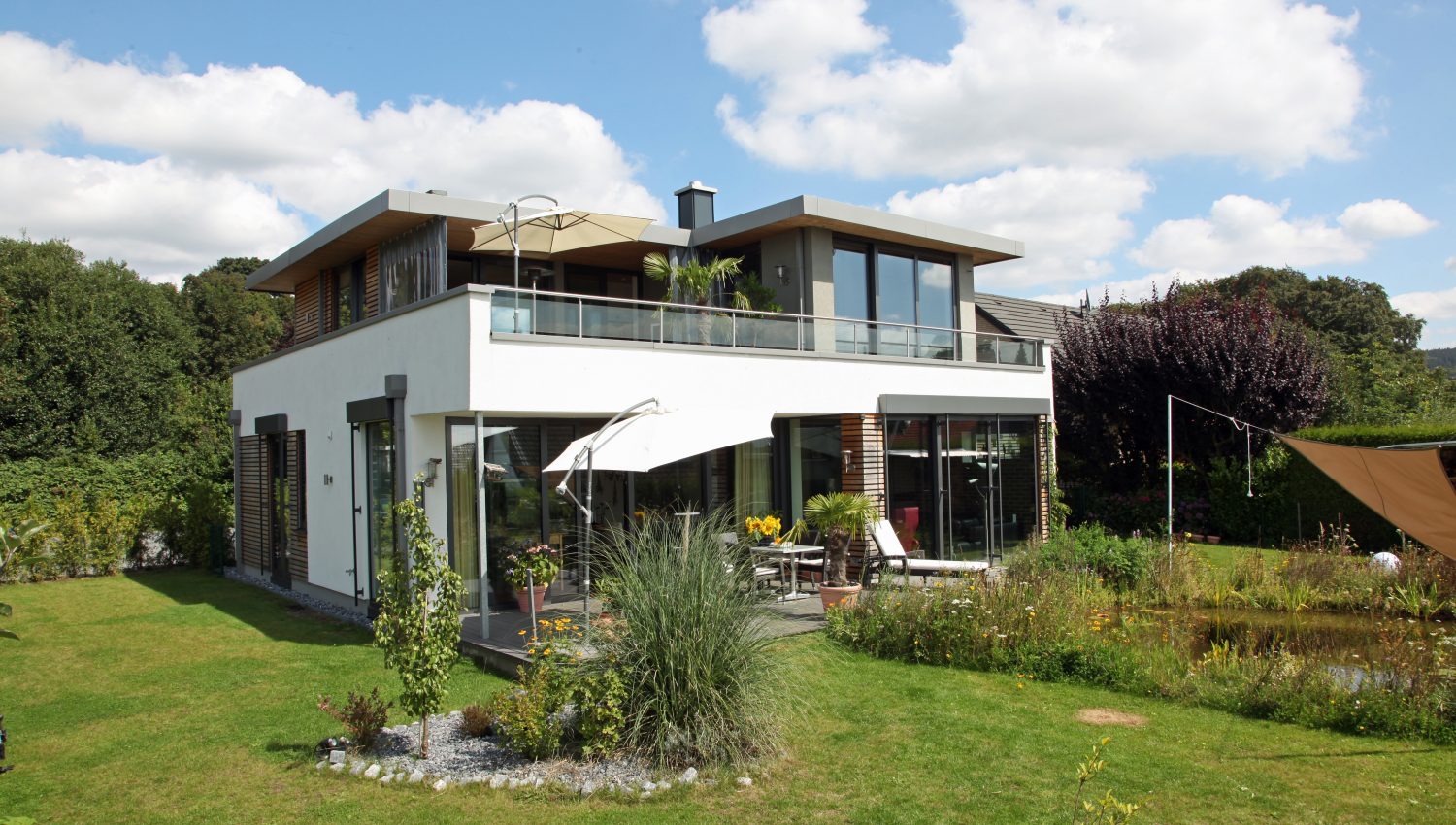 Einfamilienhaus modern Fenster Architektur Haus bauen Haus mit Garten